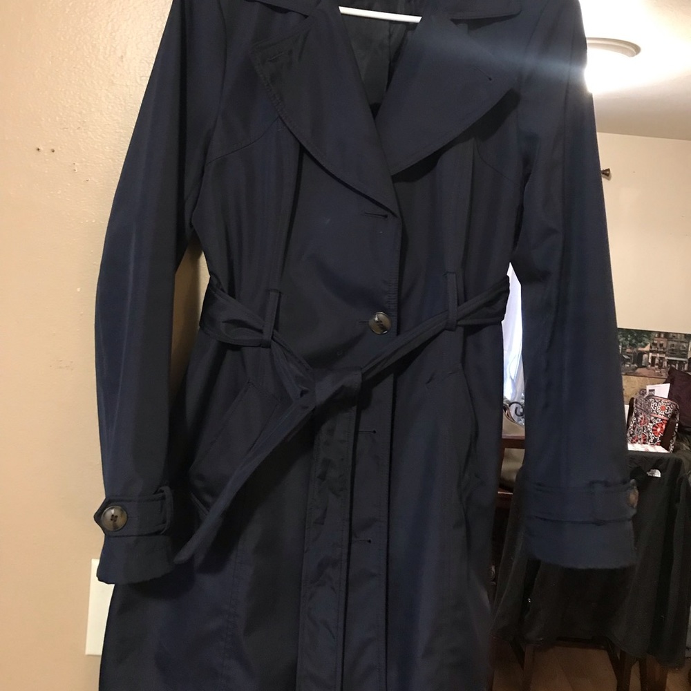 Rain coat